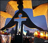 Monument to victims of 1932-33 famine, Mykhailov Square, Kiev